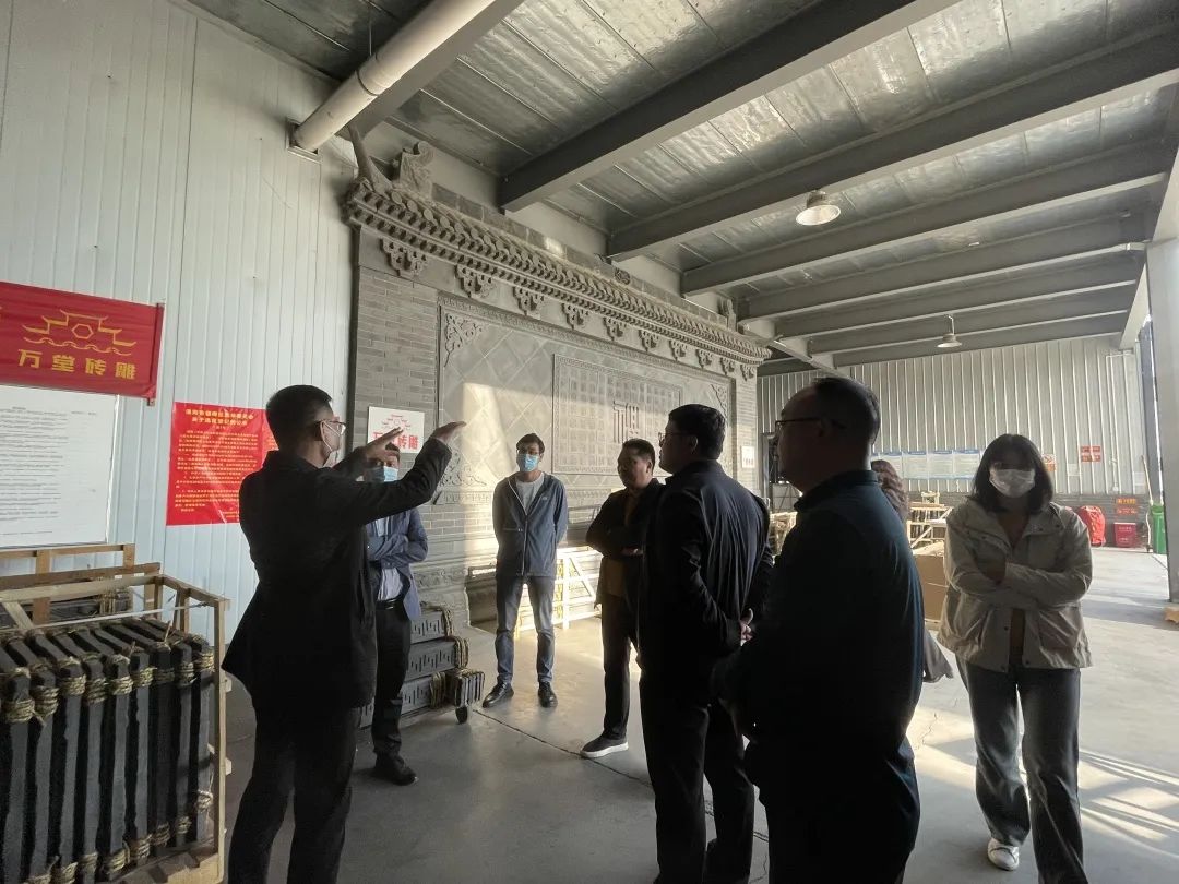 1656658225103629.jpg b6282c48cc805bfe36e14080bbdcd0a3.jpg