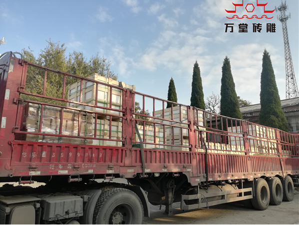 號外，號外，恭喜萬堂仿古磚雕產品裝車順利出口紐約！